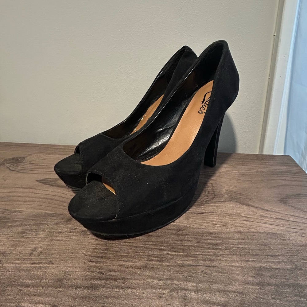 Y2K Candie’s Peep Toe Black Suede Heels
